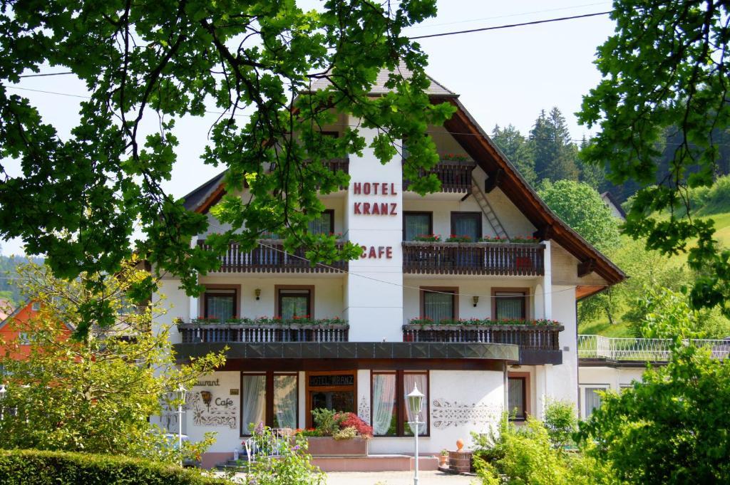 Zum Kranz Garni Hotel Bad Rippoldsau Zewnętrze zdjęcie